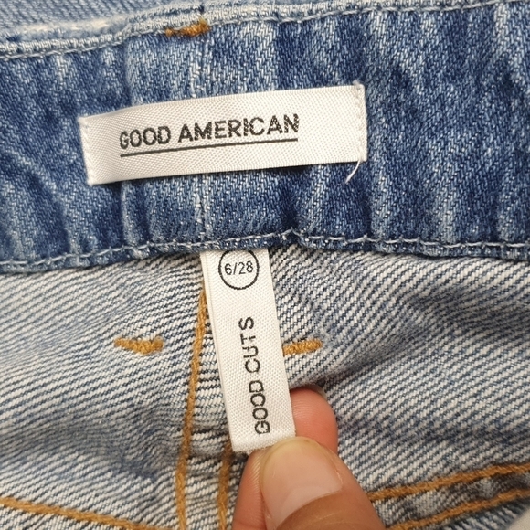 Good American Good Cuts High Waist Boyfriend Jeans - Picture 6 of 12
